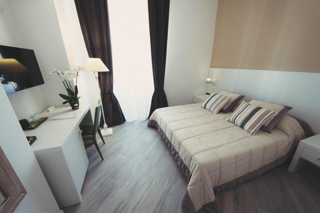 Vantaggio Suites *